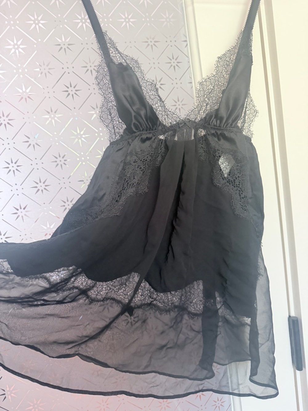 Victoria's Secret Black Sheer Lace-Trim Chemise Sz S